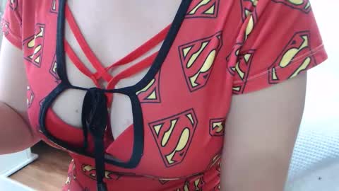 Snapshot of girlvictoria chatting on December 2, 2:01 pm Victoria online show from December 2, 2:01 pm