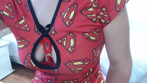 Snapshot of girlvictoria chatting on December 3, 12:47 pm Victoria online show from December 3, 12:47 pm