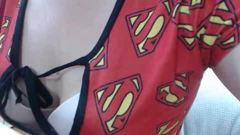 Snapshot of girlvictoria chatting on December 19, 2:02 pm Victoria online show from December 19, 2:02 pm