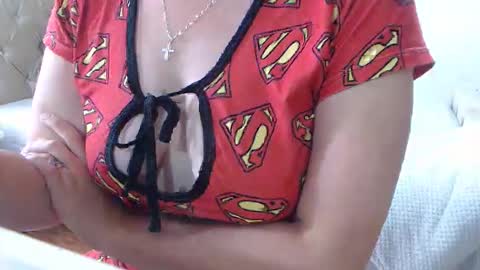 Snapshot of girlvictoria chatting on December 20, 6:15 pm Victoria online show from December 20, 6:15 pm