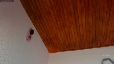 Gisell s online show from April 18, 7:18 pm