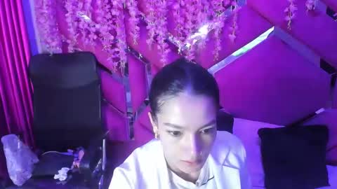 gisell_squirt online show from October 9, 11:52 am