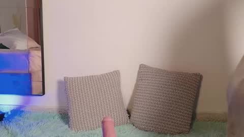 giselleclair online show from November 8, 1:11 pm