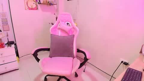 gisellegreyy1 online show from October 2, 11:17 am