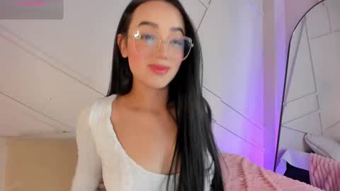 Snapshot of gisellepalmer_88 chatting on December 15, 7:18 pm GisellePalmer online show from December 15, 7:18 pm