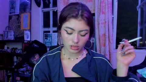 Giulietta online show from December 2, 7:03 am