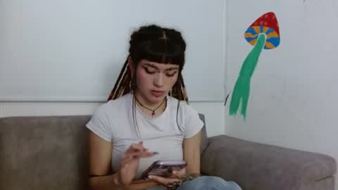 Snapshot of giulietta_mon chatting on July 24, 2:42 am Giulietta online show from July 24, 2:42 am