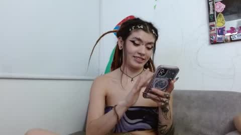 Snapshot of giulietta_mon chatting on July 26, 12:52 am Giulietta online show from July 26, 12:52 am