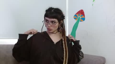 Snapshot of giulietta_mon chatting on August 6, 3:36 pm Giulietta online show from August 6, 3:36 pm