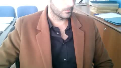 giuseppevai1 online show from October 25, 10:34 am