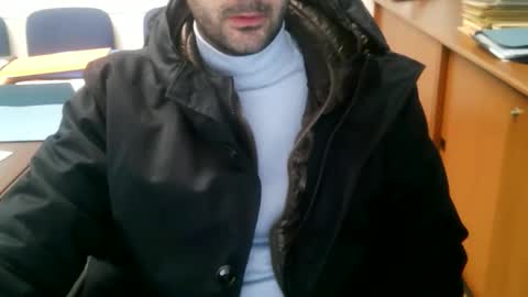 giuseppevai1 online show from March 23, 6:56 pm