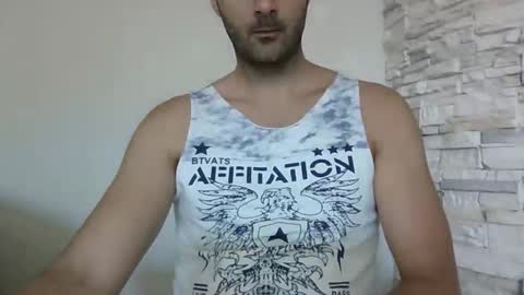 Snapshot of giuseppevai1 chatting on June 5, 1:06 pm giuseppevai1 online show from June 5, 1:06 pm
