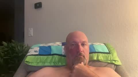 giveitup193 online show from May 3, 1:00 am