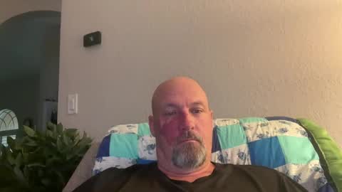 giveitup193 online show from August 8, 11:39 pm
