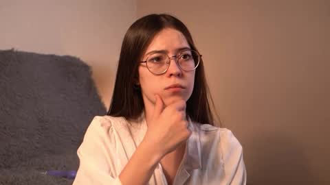 Agness online show from February 2, 2:27 pm