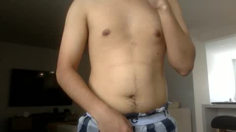 Snapshot of gjcg06 chatting on March 1, 3:41 am gjcg06 online show from March 1, 3:41 am