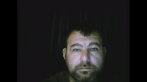 Snapshot of gjleeke chatting on December 11, 8:04 am guzz online show from December 11, 8:04 am