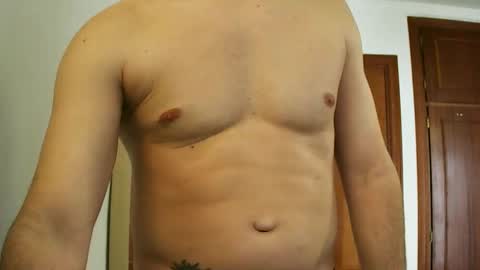 gladiator_18 online show from February 2, 4:32 pm