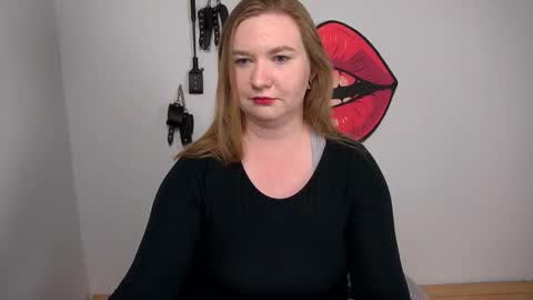 Nikki online show from October 20, 3:56 pm