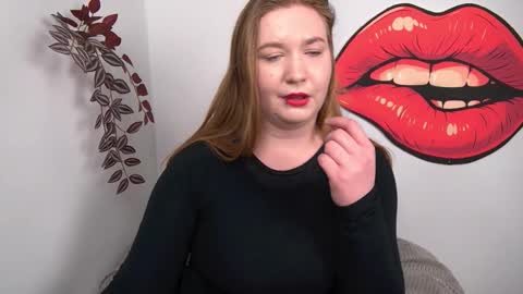 Nikki online show from February 13, 6:48 pm