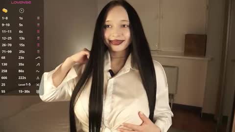 Sandra  online show from February 25, 6:39 pm