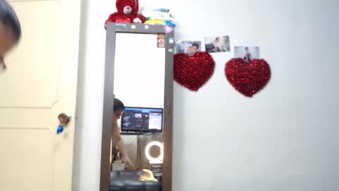 Snapshot of glennddastar chatting on September 13, 12:10 am GlennddaStar online show from September 13, 12:10 am