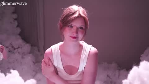 Snapshot of glimmerwave chatting on March 14, 7:52 pm Gracia online show from March 14, 7:52 pm