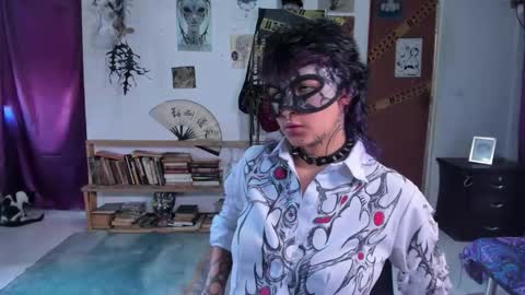 Snapshot of glitch_doll chatting on October 24, 3:08 pm NYX online show from October 24, 3:08 pm