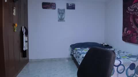 Snapshot of glitch_doll chatting on November 4, 4:06 pm NYX online show from November 4, 4:06 pm