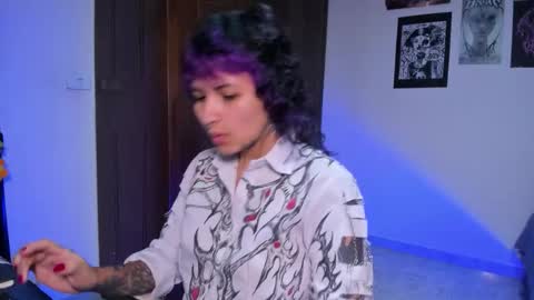 Snapshot of glitch_doll chatting on November 28, 6:21 pm NYX online show from November 28, 6:21 pm