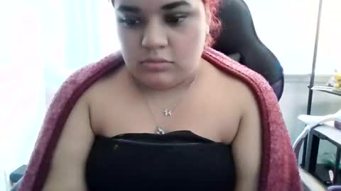 glitter4dawin online show from January 10, 9:30 pm