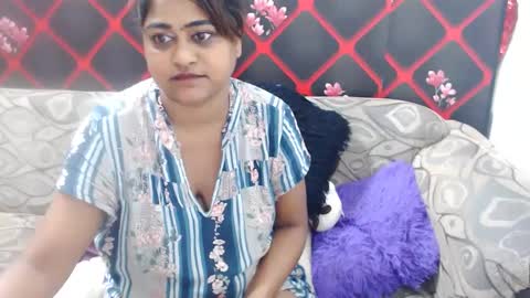 glitter candy online show from March 8, 10:45 pm