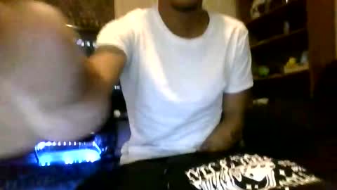 Snapshot of glly555 chatting on March 20, 7:24 am glly555 online show from March 20, 7:24 am