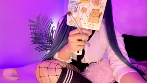 Mimi online show from October 9, 5:44 pm