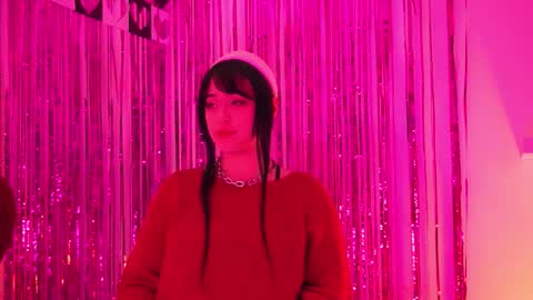 Mimi online show from February 24, 9:02 pm