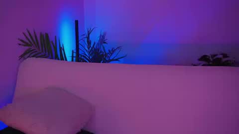 Mimi online show from March 13, 9:21 pm