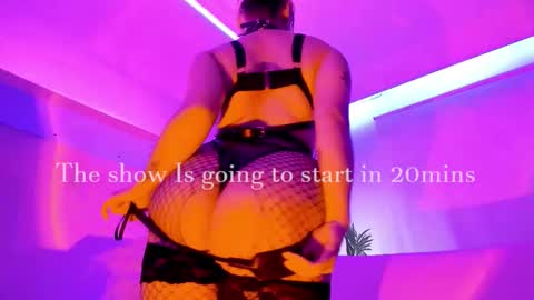 Mimi online show from March 17, 8:01 pm