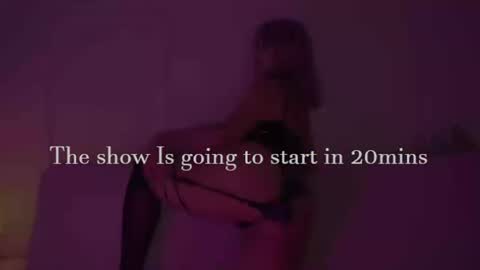 Mimi online show from June 27, 6:35 pm