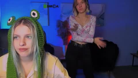 Snapshot of gloria_bubble chatting on November 14, 10:25 am your dream online show from November 14, 10:25 am