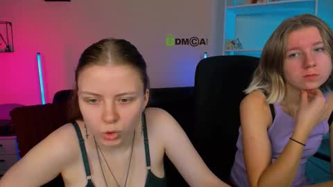 Snapshot of gloria_bubble chatting on November 16, 10:21 am your dream online show from November 16, 10:21 am