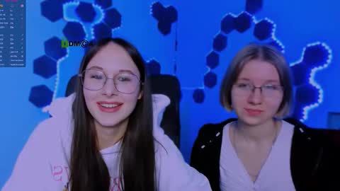 Snapshot of gloria_bubble chatting on December 14, 8:24 pm your dream online show from December 14, 8:24 pm