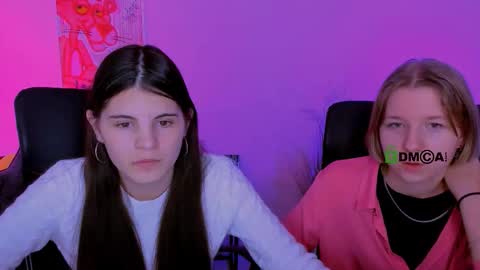 Snapshot of gloria_bubble chatting on December 15, 8:02 pm your dream online show from December 15, 8:02 pm