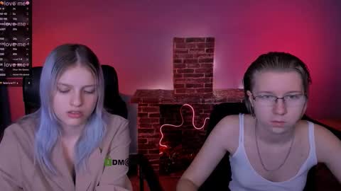 Snapshot of gloria_bubble chatting on December 16, 9:09 pm your dream online show from December 16, 9:09 pm