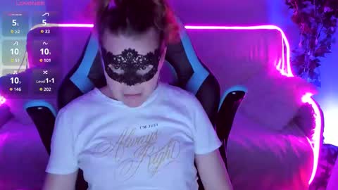 gloriagrays online show from September 18, 8:11 pm