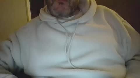 Gloscam online show from November 30, 11:42 pm