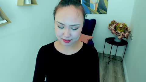 Mila online show from April 4, 3:16 am