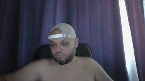 Snapshot of glusgan chatting on July 21, 8:38 am Your boy online show from July 21, 8:38 am