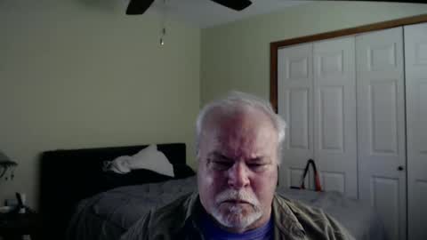 Snapshot of gmctruckguy chatting on May 4, 8:05 pm gmctruckguy online show from May 4, 8:05 pm