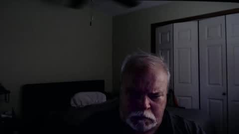 Snapshot of gmctruckguy chatting on May 18, 6:47 pm gmctruckguy online show from May 18, 6:47 pm