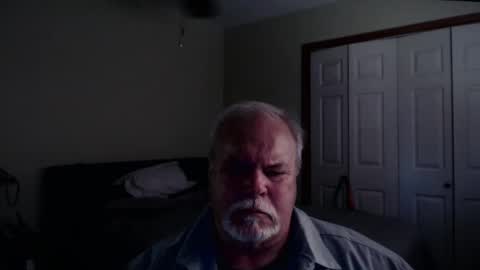 Snapshot of gmctruckguy chatting on June 3, 9:20 pm gmctruckguy online show from June 3, 9:20 pm